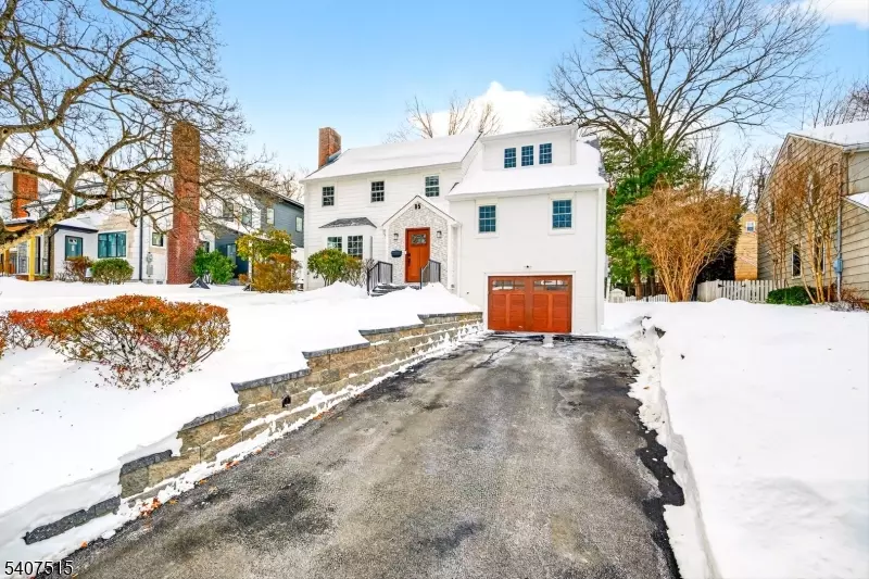 85 Orchard Rd, Chatham Boro, NJ 07928