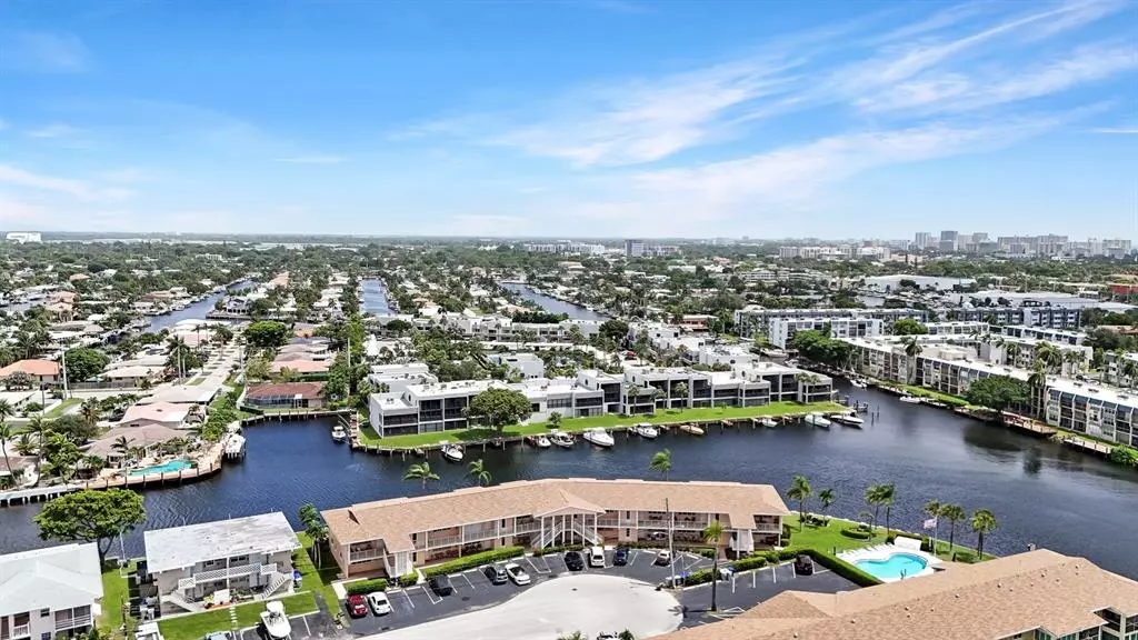 Pompano Beach, FL 33060,701 SE 7th Ave #5