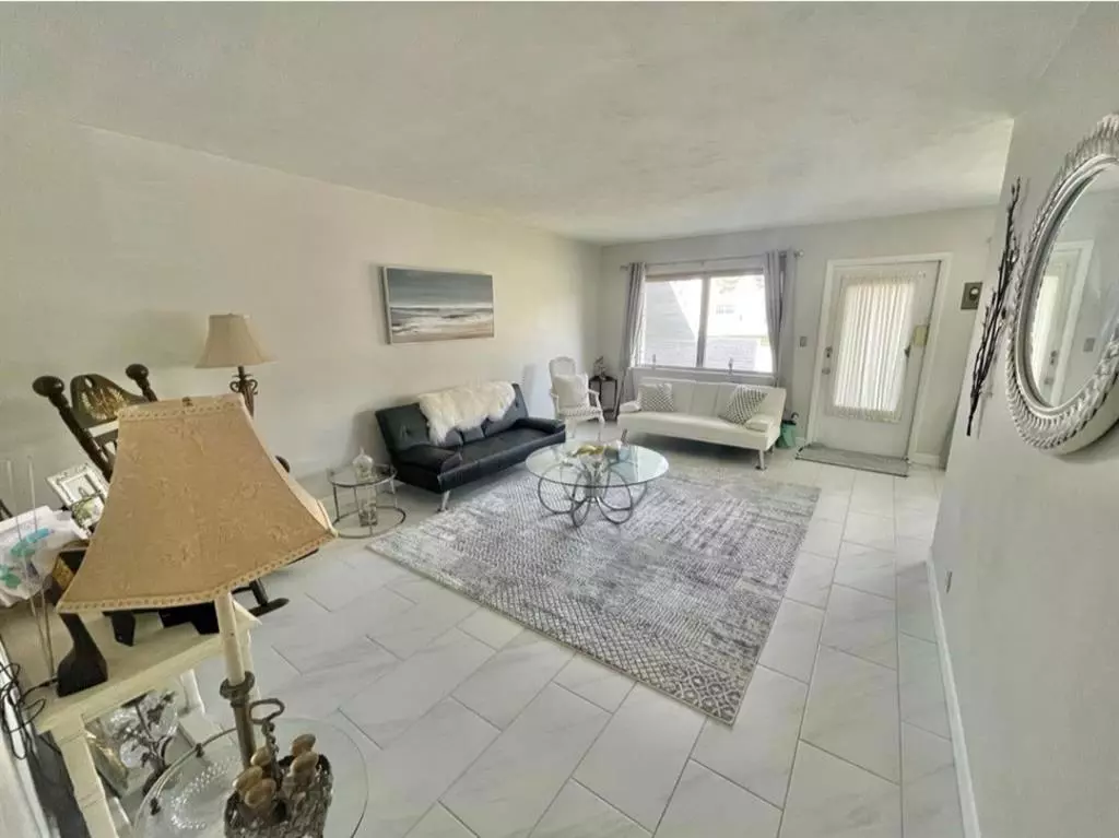 Fort Lauderdale, FL 33308,1920 NE 51ST CT #101