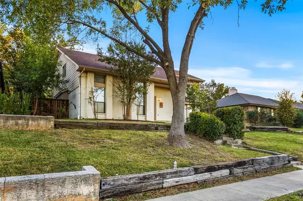 Carrollton, TX 75007,1718 Saint James Drive