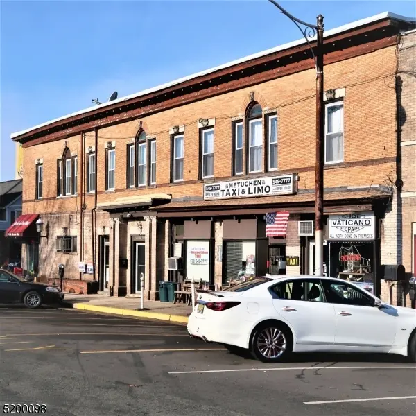 396 Main St, Metuchen Boro, NJ 08840