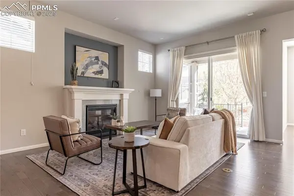 2490 Lassen LN, Castle Rock, CO 80109