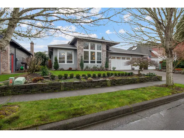 West Linn, OR 97068,2190 RIVER HEIGHTS CIR