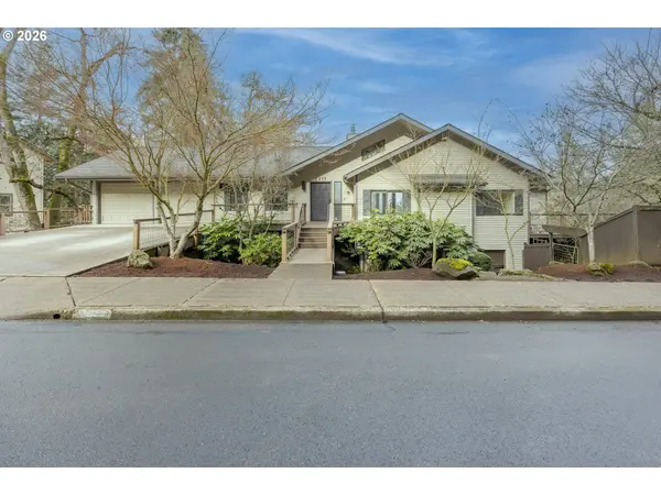 2315 W 28TH AVE, Eugene, OR 97405