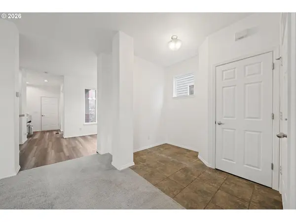 1147 SE LEANDER ST, Hillsboro, OR 97123