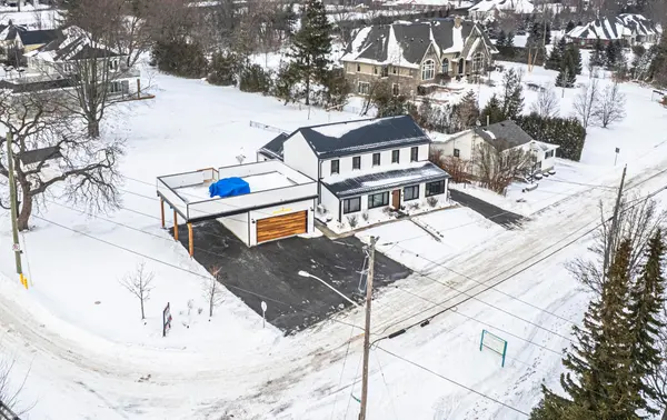 2 Boulton ST, Clarington, ON L1B 1L9