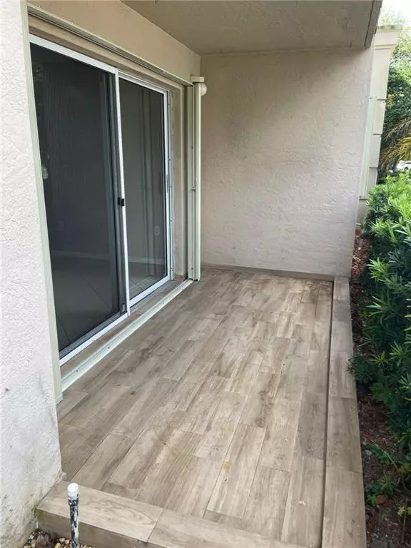 Coconut Creek, FL 33073,5025 WILES RD #101