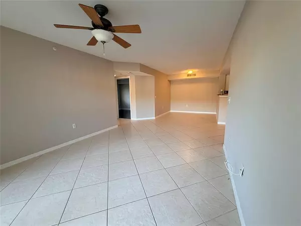 Coconut Creek, FL 33073,5025 WILES RD #101