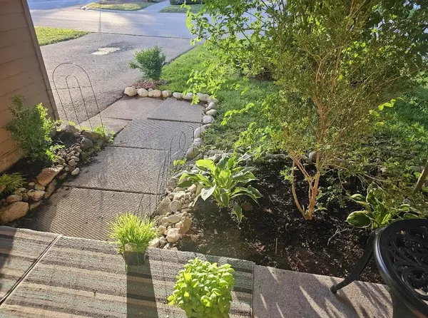 Burlington, ON L7P 3P6,2185 Fairchild BLVD #18