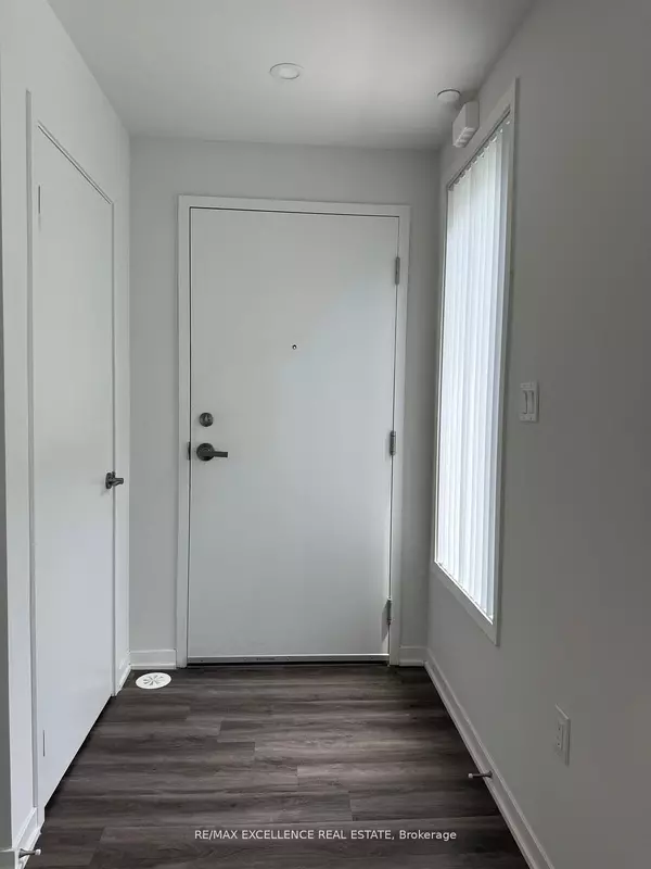 Toronto, ON M8X 2J4,30 William Jackson WAY ##103