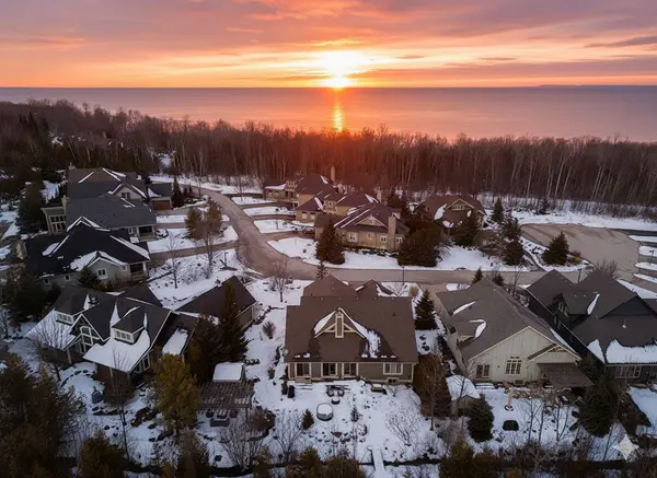 Blue Mountains, ON N0H 2P0,110 JOHN WATT WAY