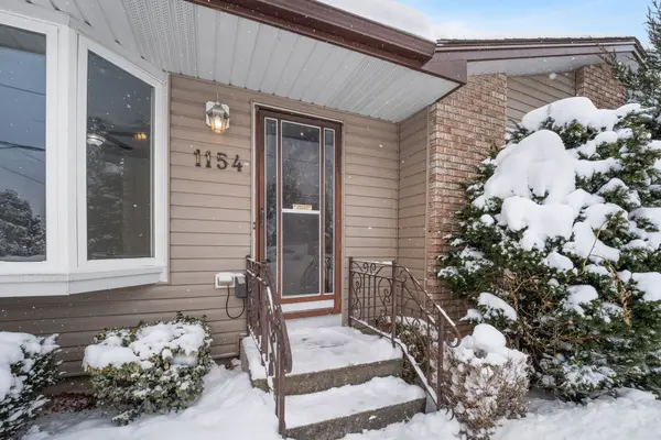 Fort Erie, ON L2A 6B1,1154 Tenth ST