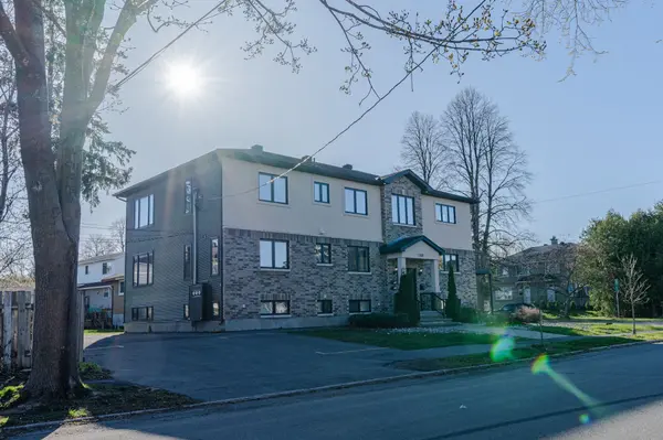 Carlington - Central Park, ON K1Z 8J9,1100 Hollington ST #Level 1