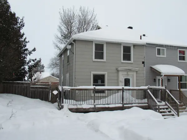 10 Iberville ST, Deep River, ON K0J 1P0