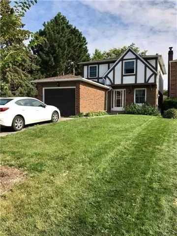 Markham, ON L3T 4C8,41 Ravengloss DR #Main