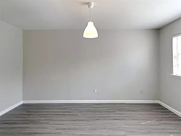 Dallas, TX 75206,5105 Skillman Street #120E