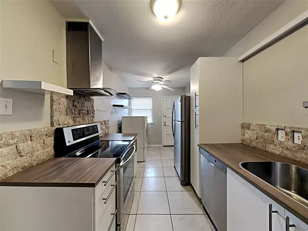 Dallas, TX 75206,5105 Skillman Street #120E