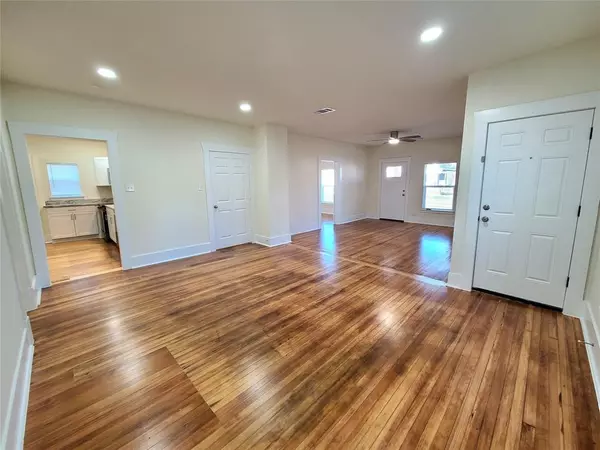 Denison, TX 75021,110 W Morton Street