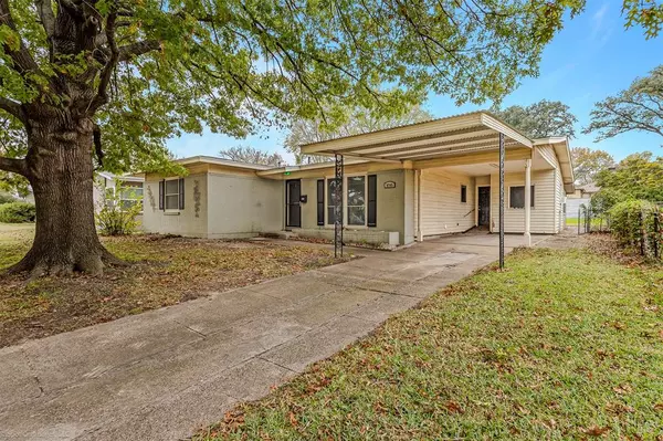 Dallas, TX 75228,9745 Ash Creek Drive