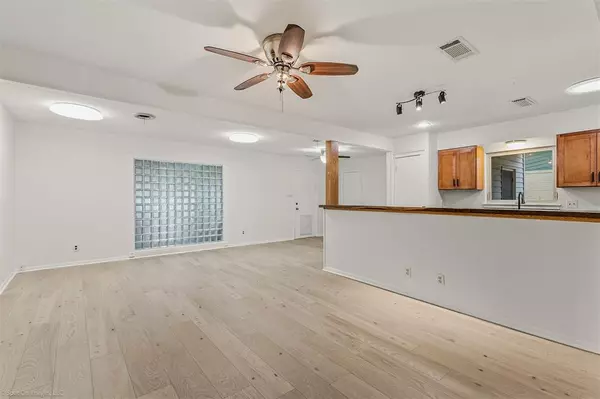 Dallas, TX 75228,9745 Ash Creek Drive