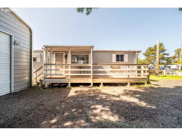 Lakeside, OR 97449,125 N 4TH ST