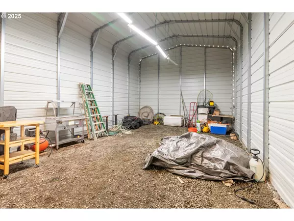 Lakeside, OR 97449,125 N 4TH ST