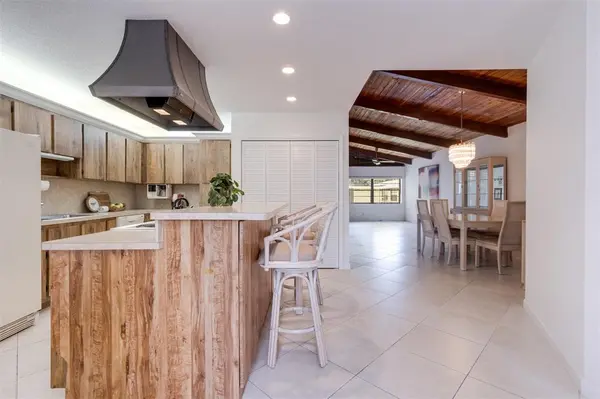 Hollywood, FL 33024,450 Briarwood Cir #2