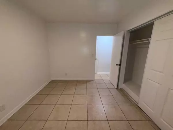 Pompano Beach, FL 33060,119 NE 5th St #3