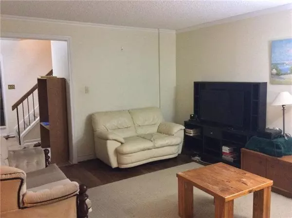 Markham, ON L3T 4C8,41 Ravengloss DR #Main