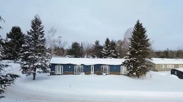 Oro-medonte, ON L0L 1T0,1 MAPLE CRES