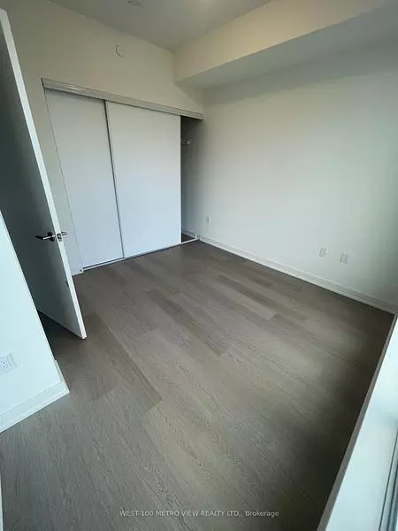 Toronto W07, ON M8Z 1N8,859 The Queensway N/A #315