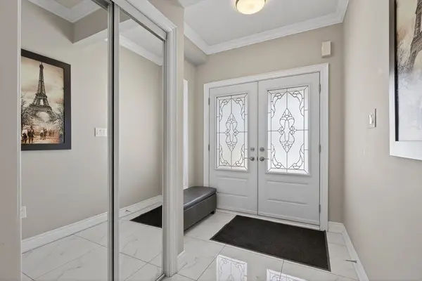 Burlington, ON L7L 7C5,5463 Blue Spruce AVE