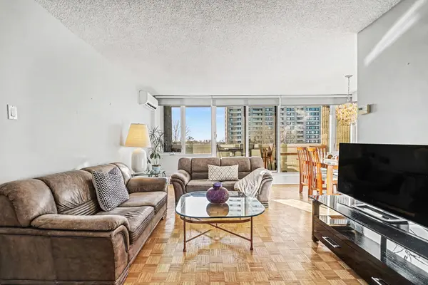 Britannia - Lincoln Heights And Area, ON K2B 5W8,2625 Regina ST #409