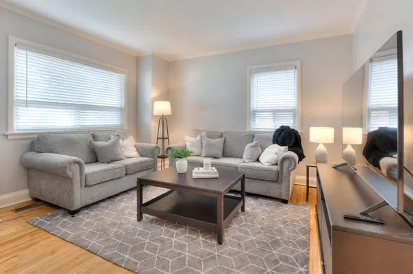 577 Stirling AVE S, Kitchener, ON N2M 3J5