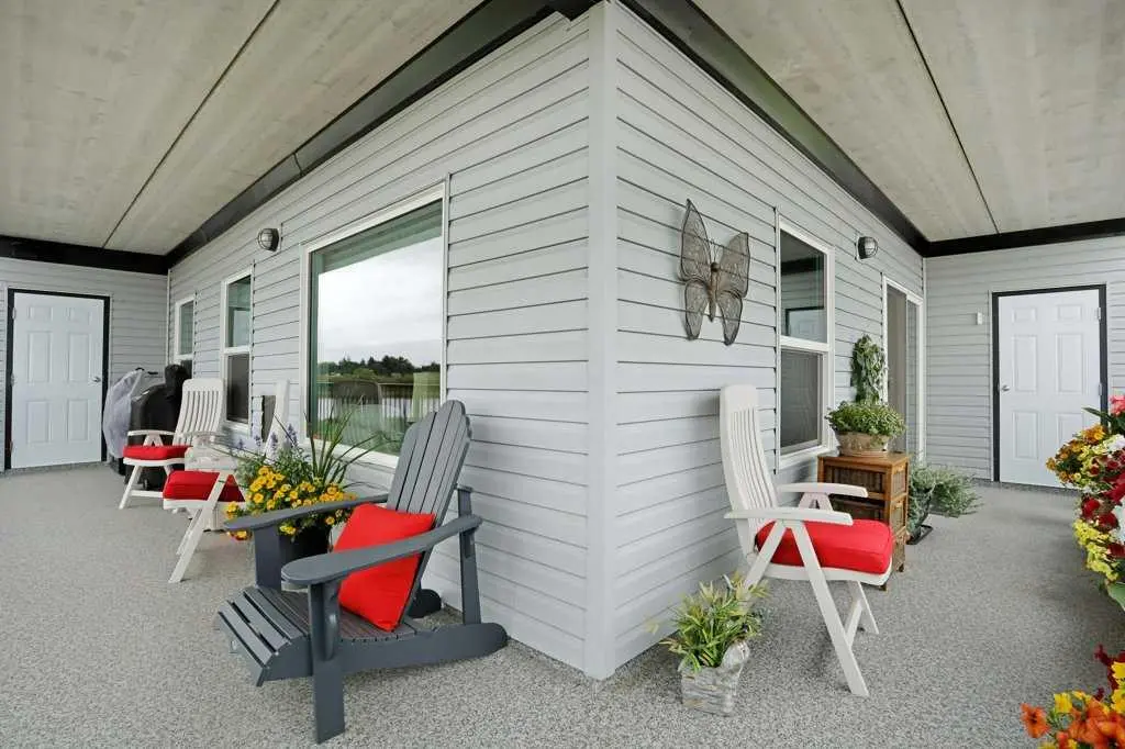 Brooks, AB T1R0Y7,499 Meadowlake CT E #208