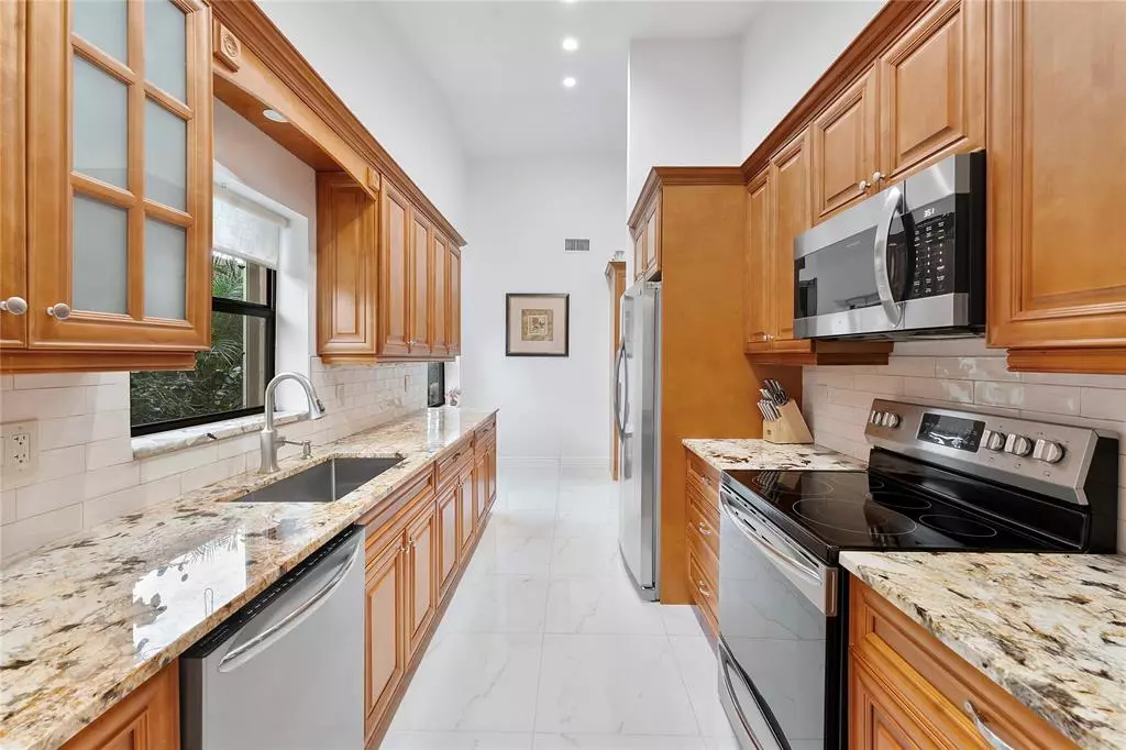 Coconut Creek, FL 33063,2531 Blue Sage Ave