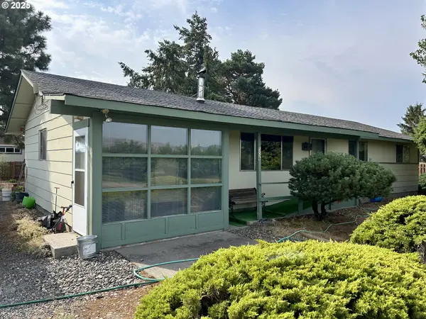 Dallesport, WA 98617,506 F ST