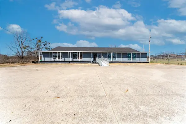 5108 Lee Street, Greenville, TX 75401