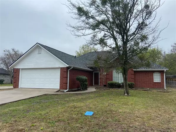 Leonard, TX 75452,1102 N Main Street