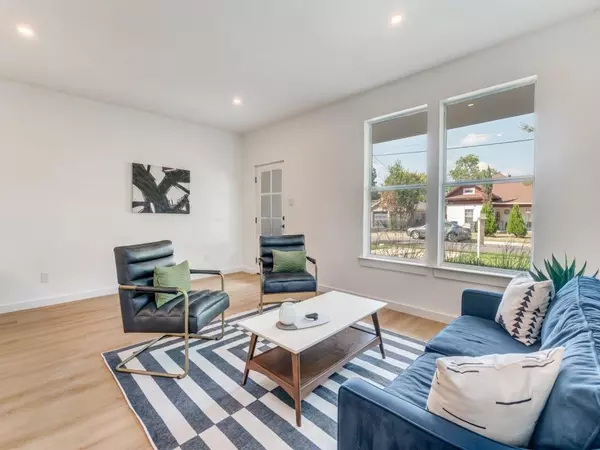 Dallas, TX 75208,632 Melba Street