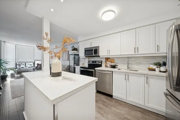 1540 Pickering Pkwy #303, Pickering, ON L1V 3V9