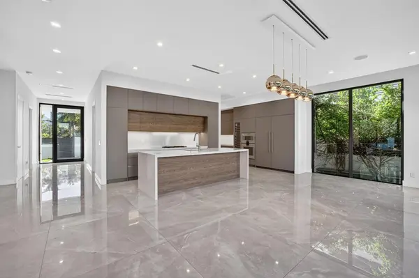 Fort Lauderdale, FL 33301,1225 NE 4th St