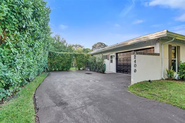 Coral Springs, FL 33065,2400 NW 105th Ter