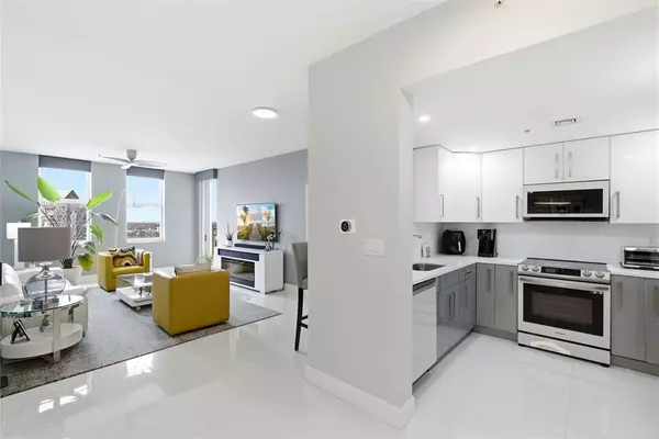 511 SE 5th Ave #1811, Fort Lauderdale, FL 33301