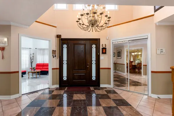 144 Claremont LN, Vaughan, ON L4L 8Z8