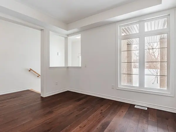 91 Calypso AVE, Springwater, ON L9X 2C6