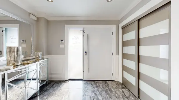 Brampton, ON L7A 2M4,4 Allangrove DR