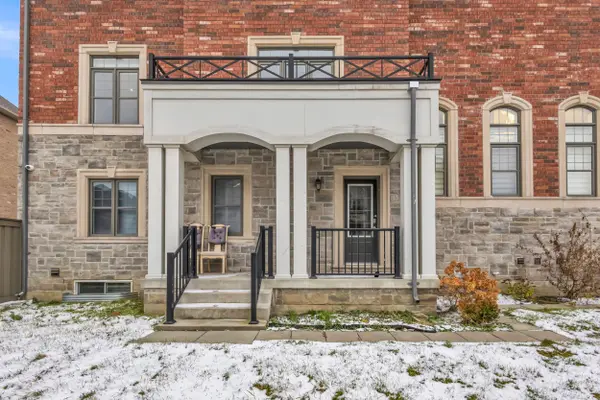 Brampton, ON L7A 4R6,45 Roulette CRES