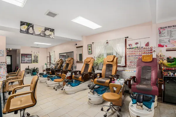 257 Parkdale AVE, West Centre Town, ON K1Y 1G1