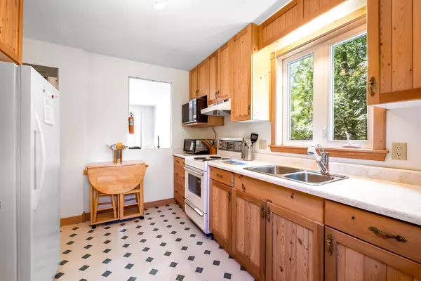 Northern Bruce Peninsula, ON N0H 2R0,159 Zorra DR